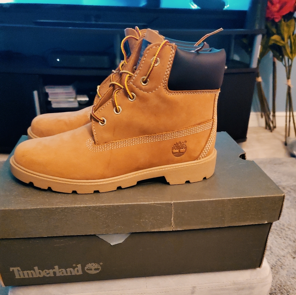 Timberland - Picture 2 of 5